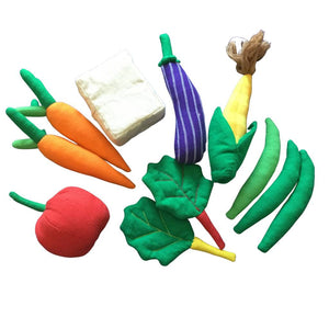 Contents of vegan food play set for toddlers